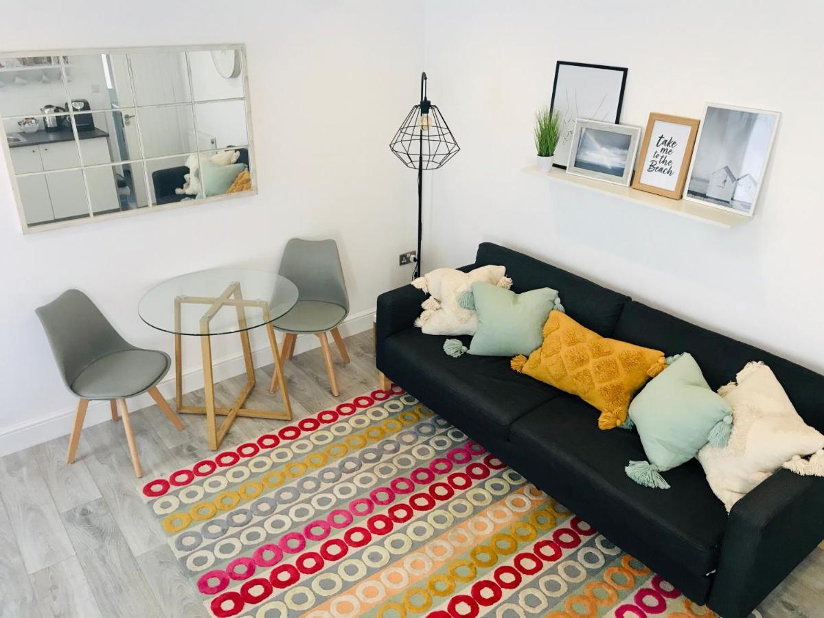 Seabeach Snug Deal Luaran gambar